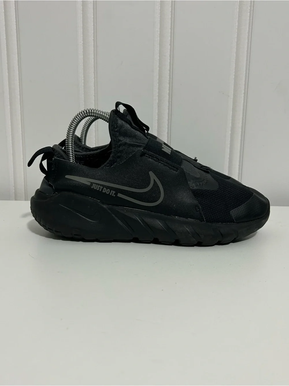 Nike flex runner black grey slip on
